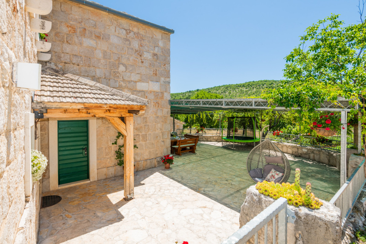 Villa Ognjistar