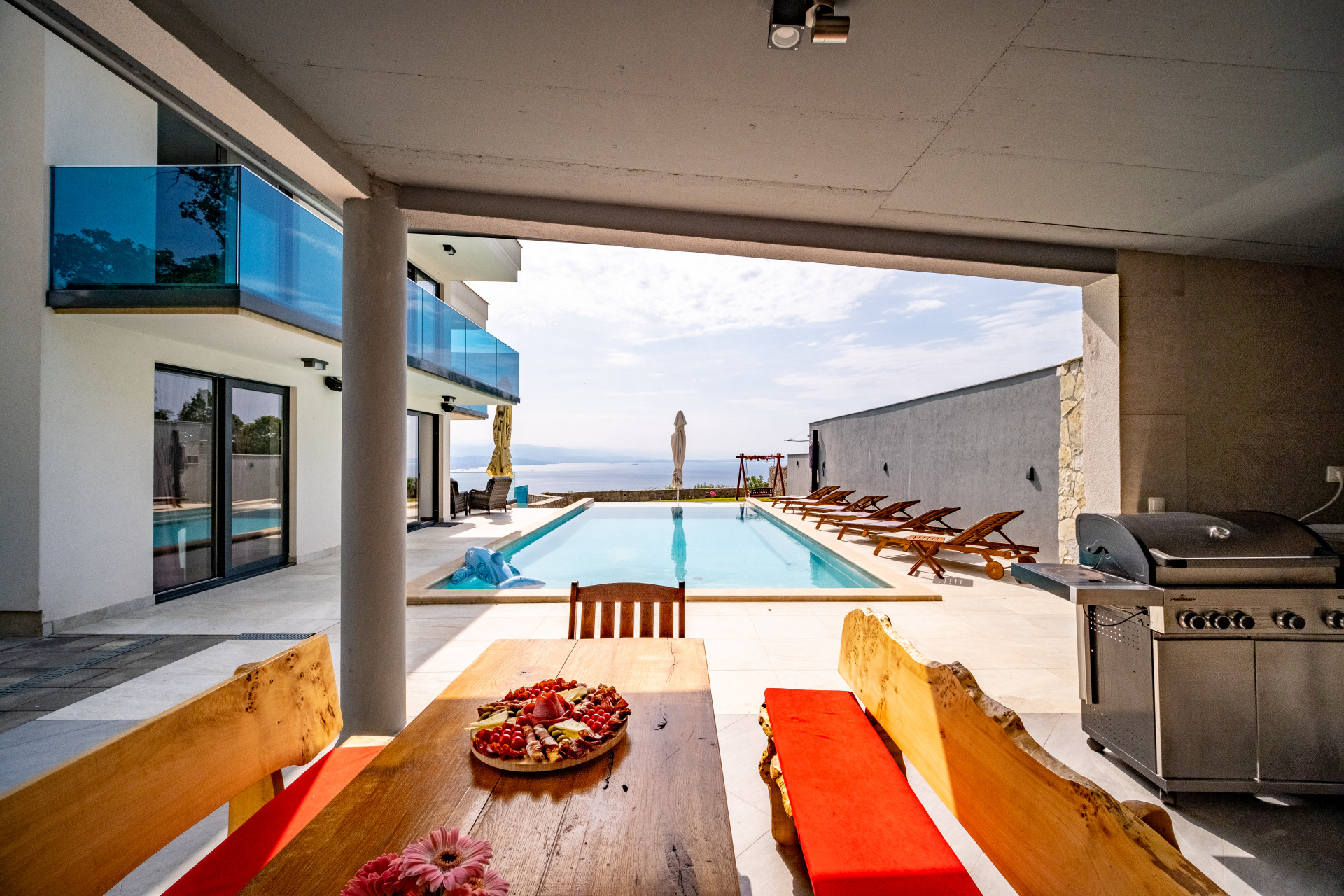 Seaview Villa Biber