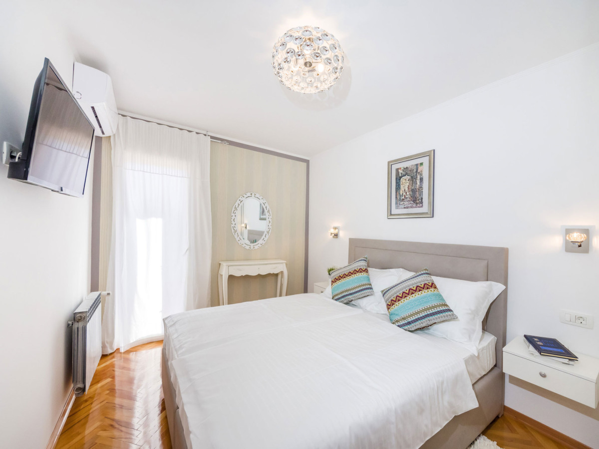 Villa Navis