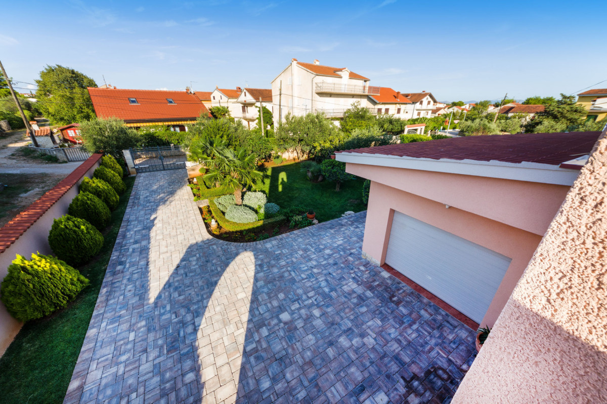 Villa Navis