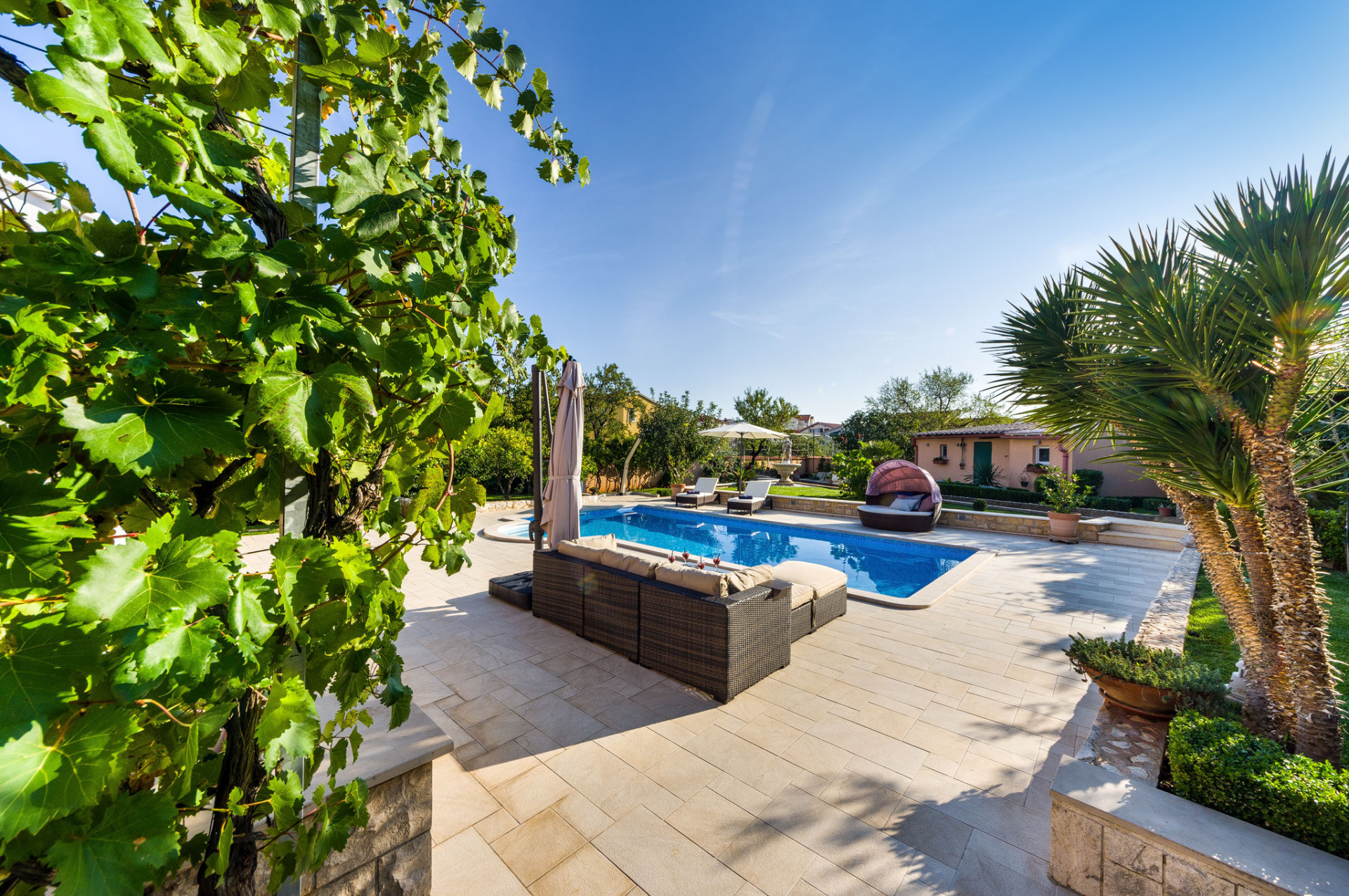 Luxury villa Navis in Vodice