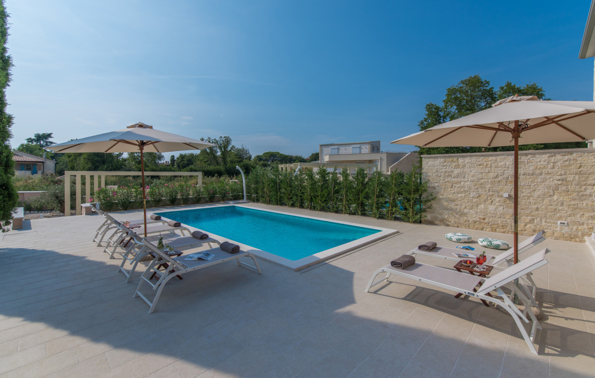 Villa Cypressa