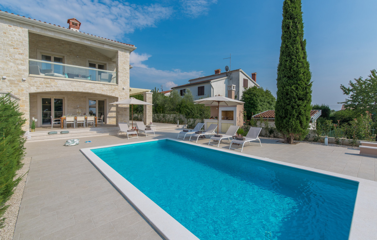 Villa Cypressa