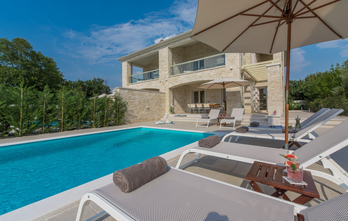 Villa Katarina & Cypressa