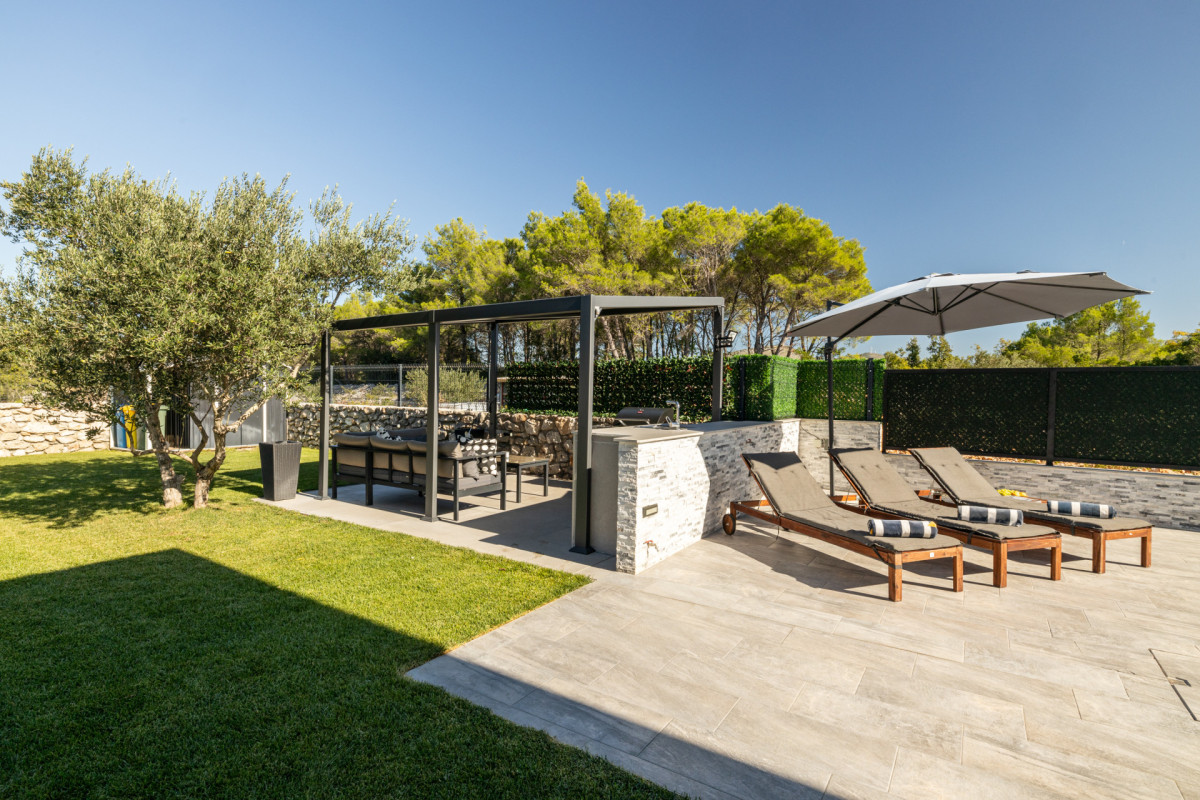 Villa A