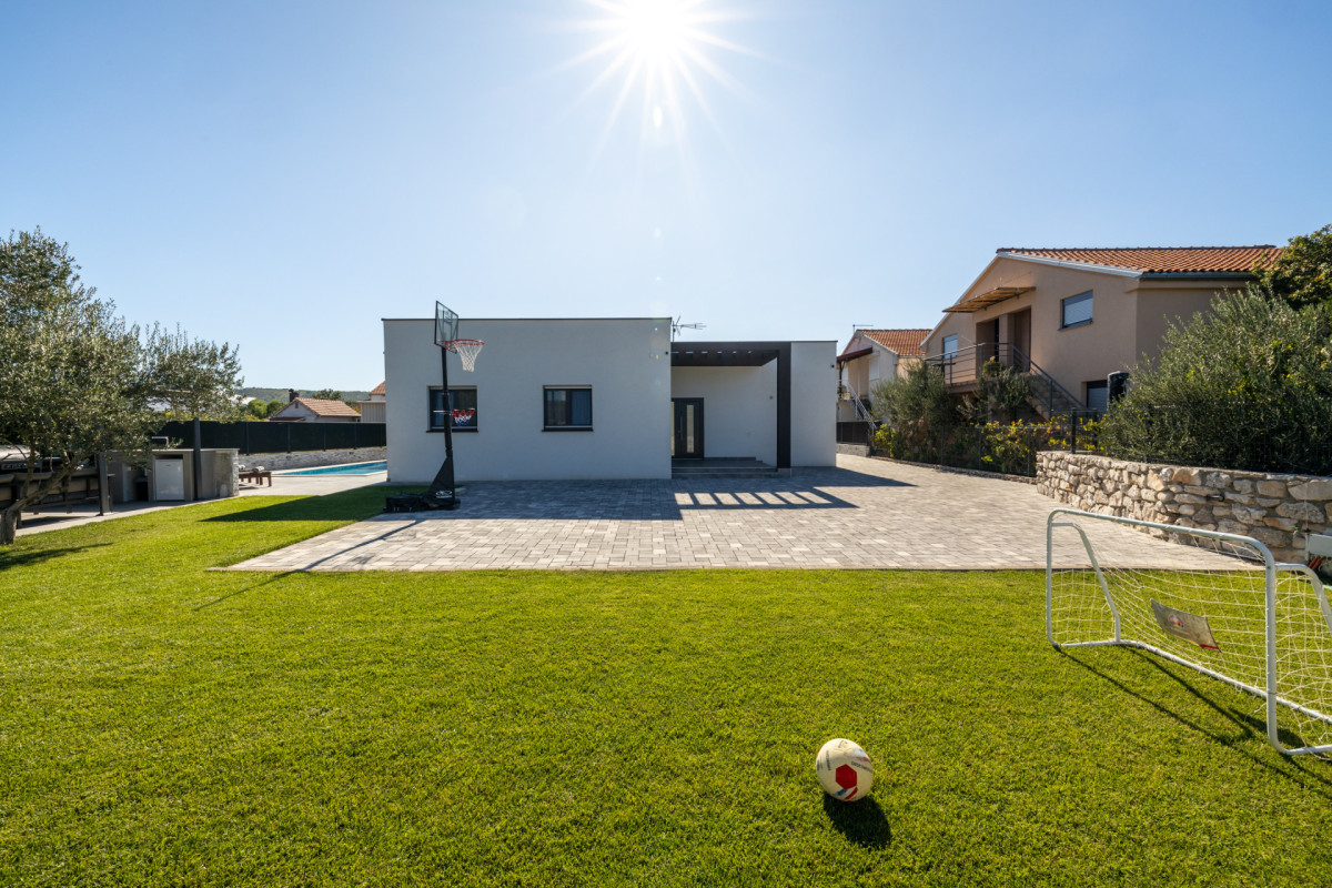 Villa A