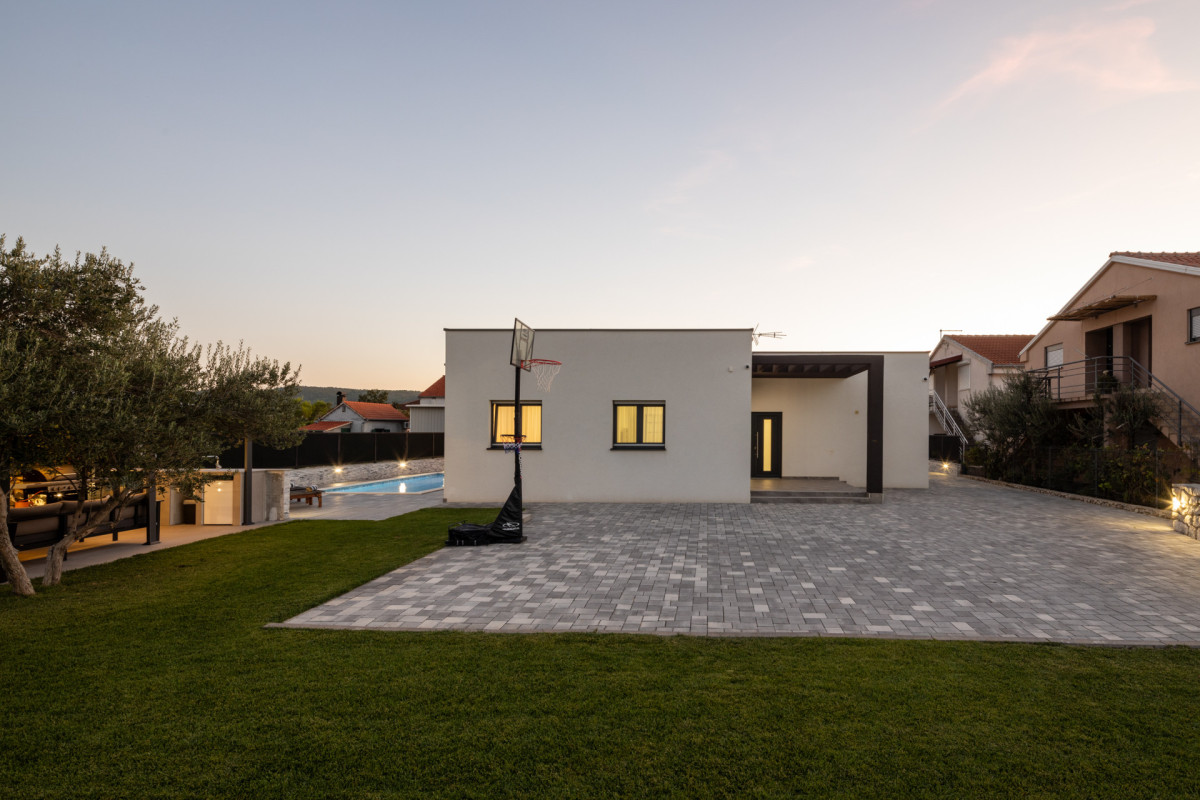 Villa A