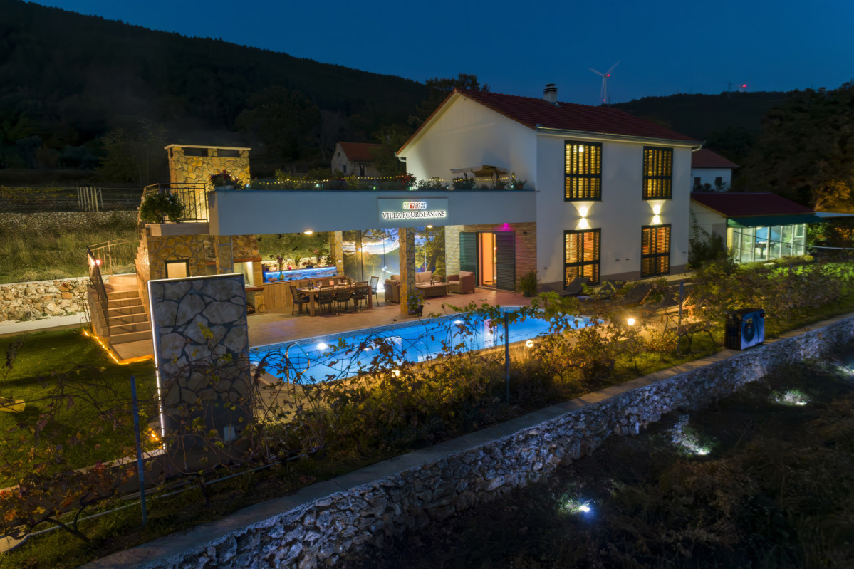 Villa Four Seasons
