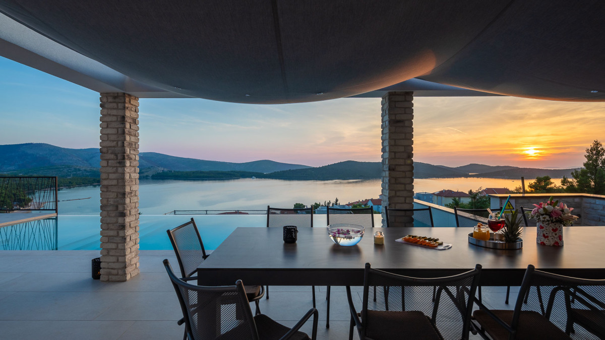 Villa Grc