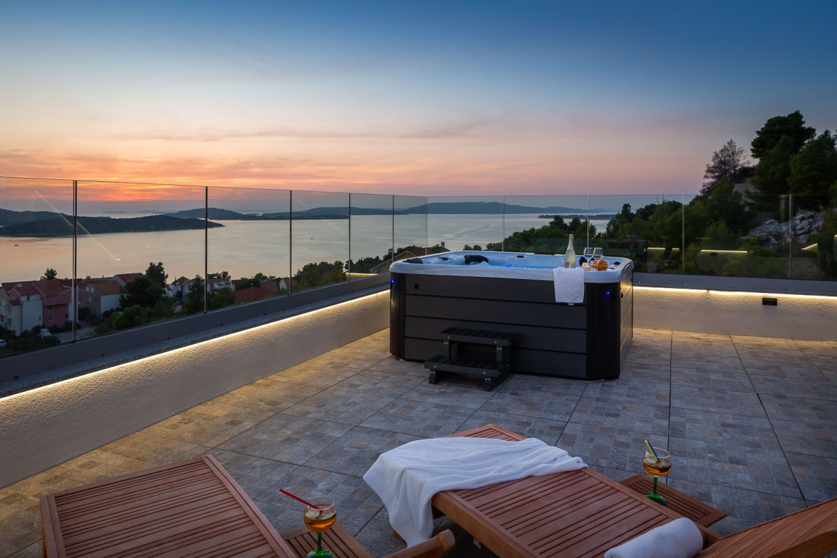 Villa Grc
