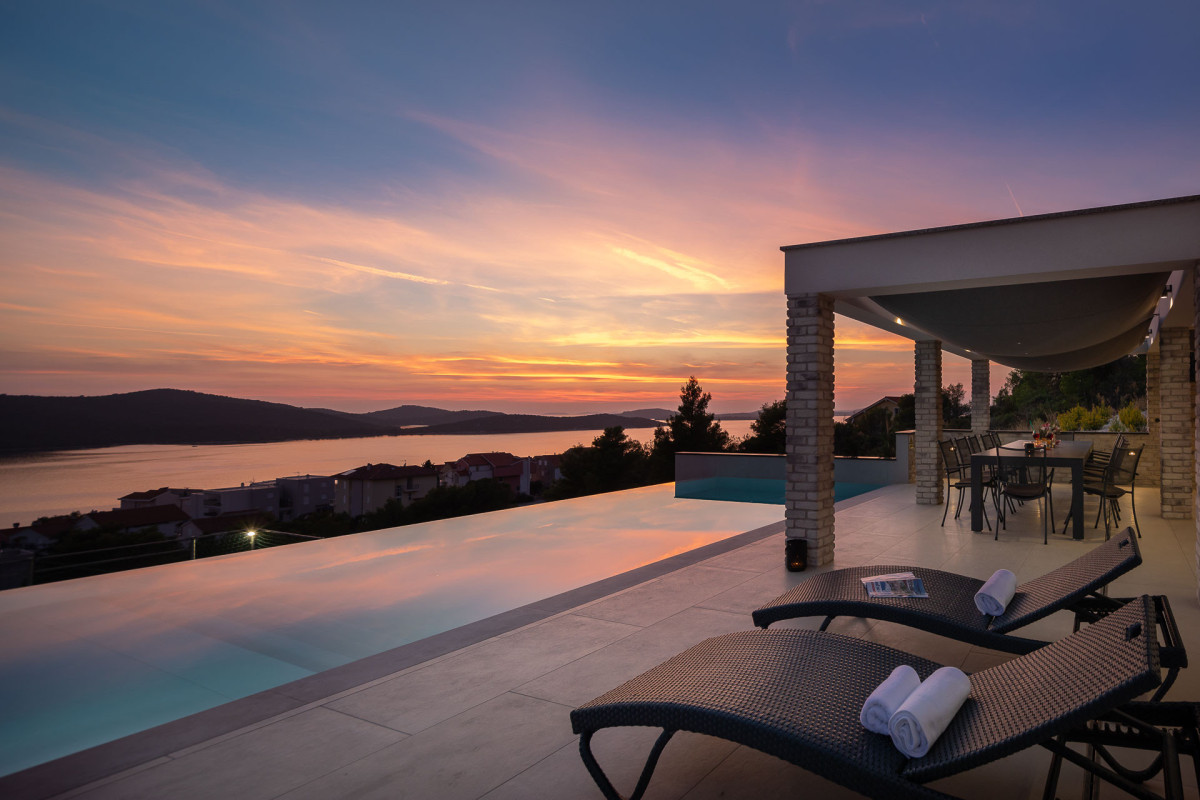 Villa Grc