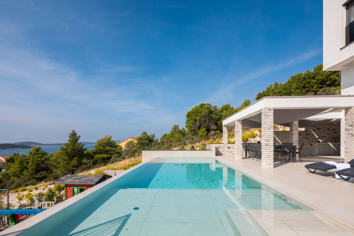 Villa Grc
