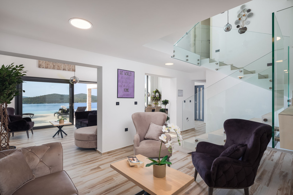 Villa Grc