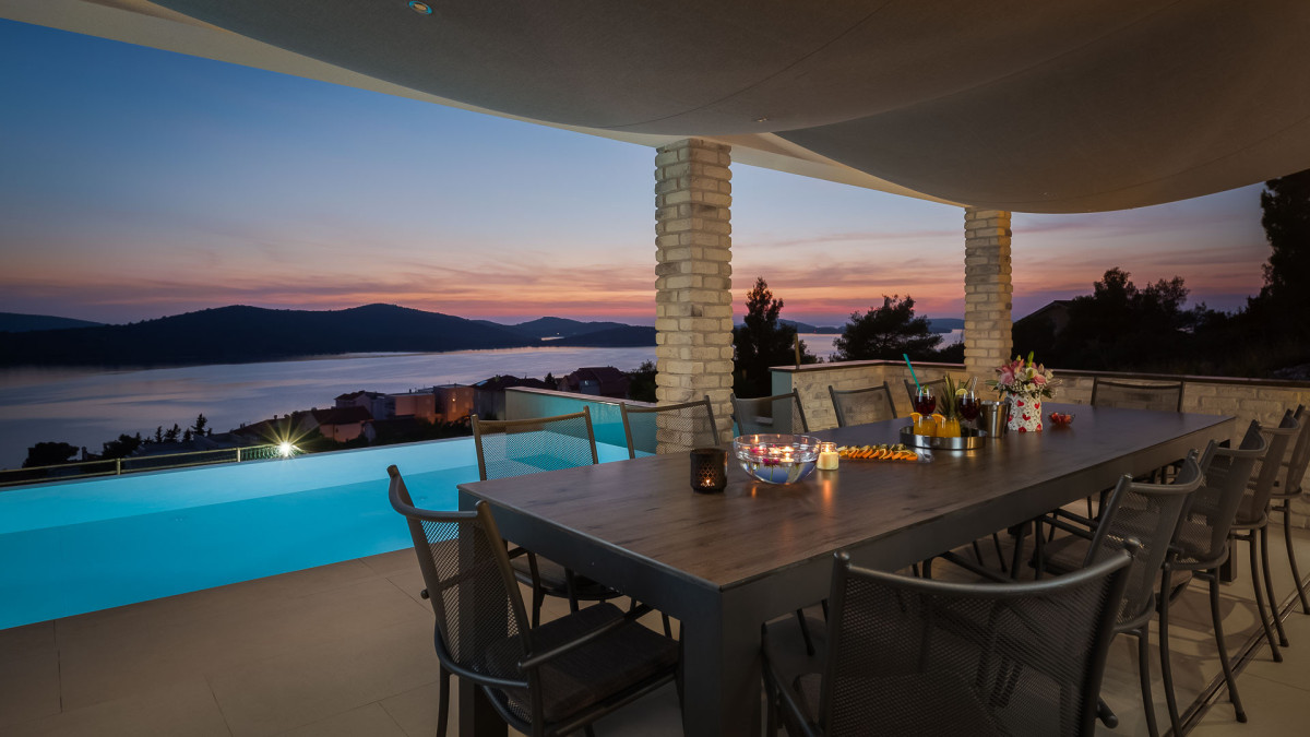Villa Grc