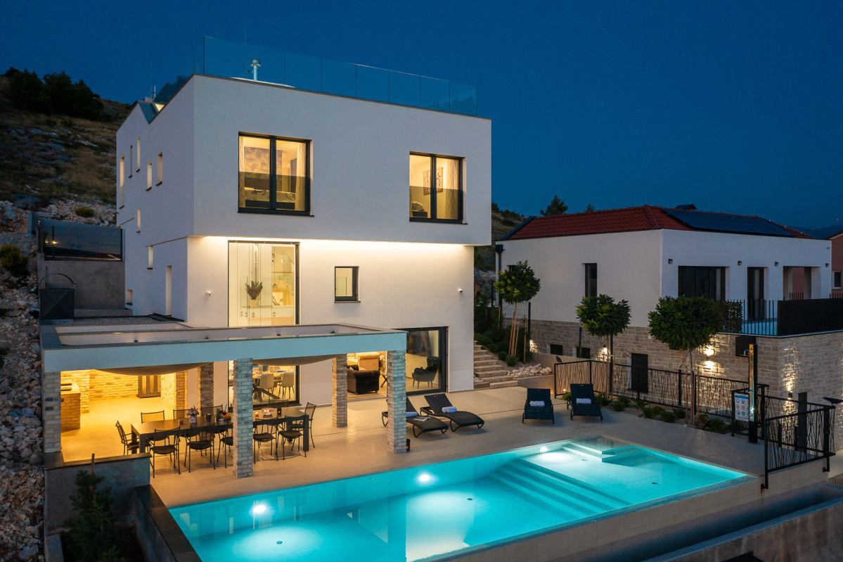 Villa Grc