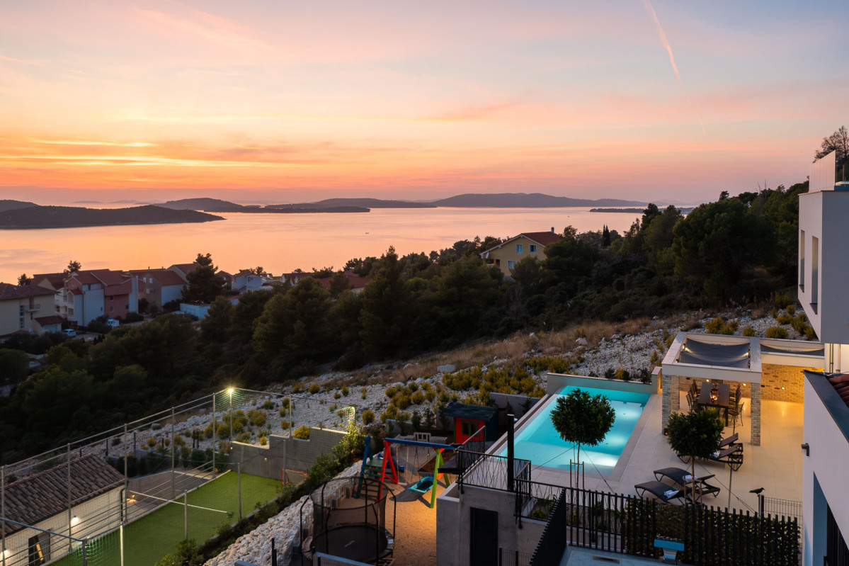 Villa Grc
