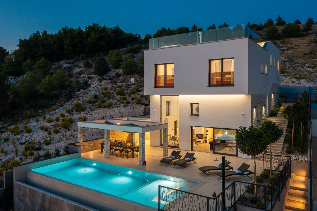 Villa Grc