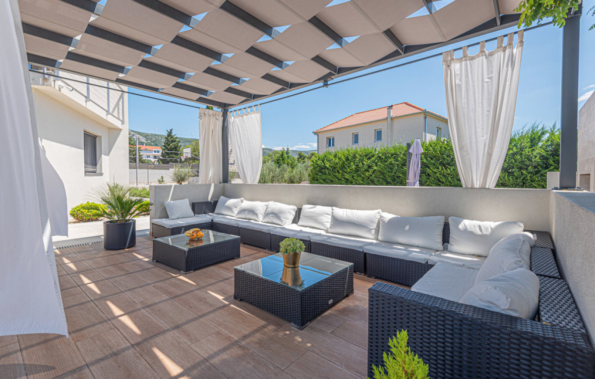 Villa B4