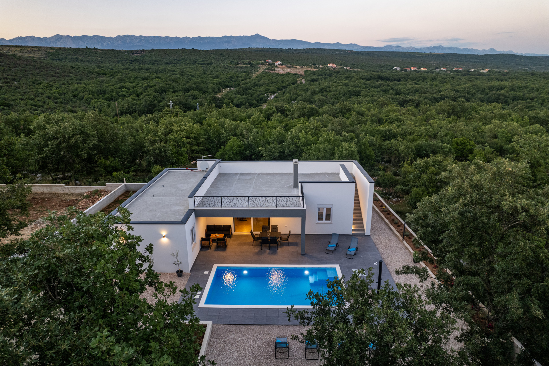 Villa Tempest