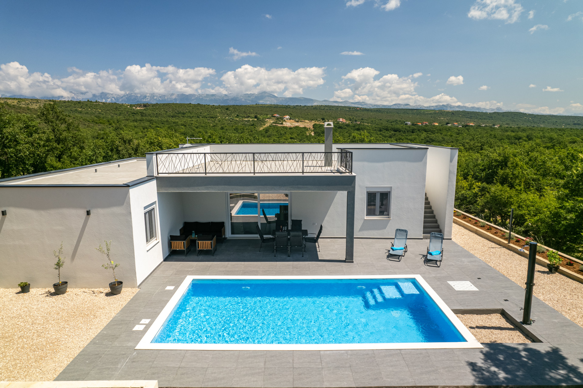 Villa Tempest