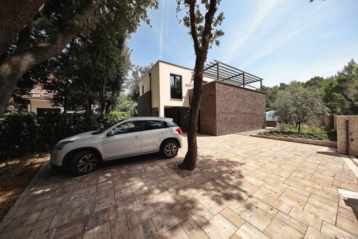 Villa Mary