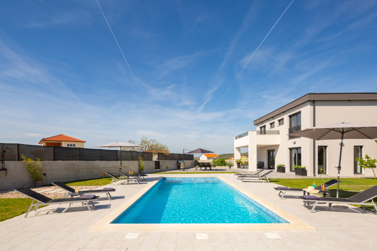 Villa Lacus Vrana