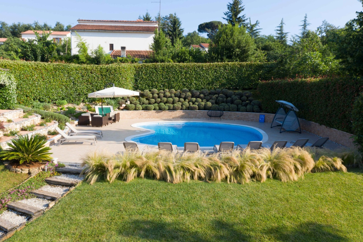Villa Diora
