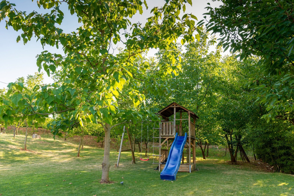 Villa Diora