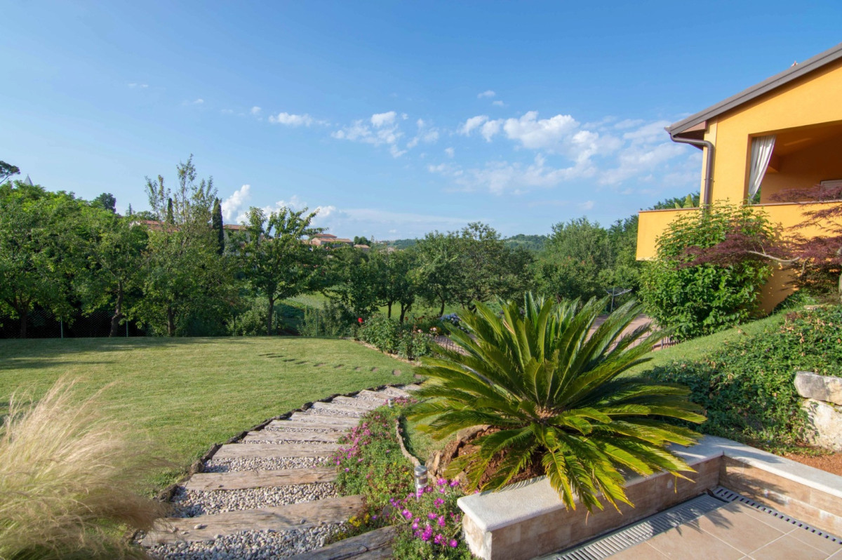 Villa Diora