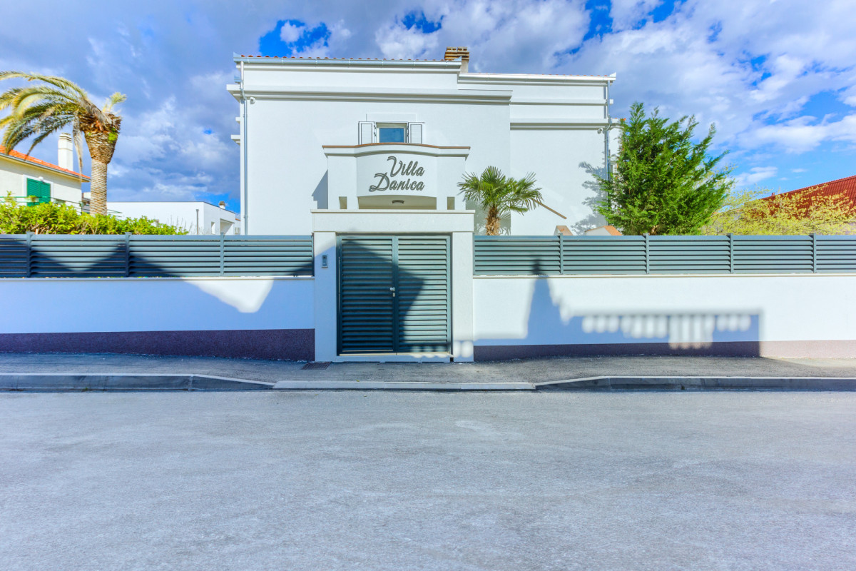 Villa Danica Kaštel