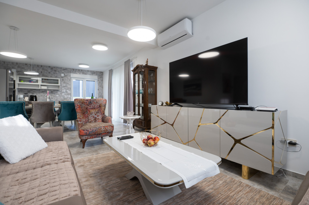 Villa Marta Sukošan