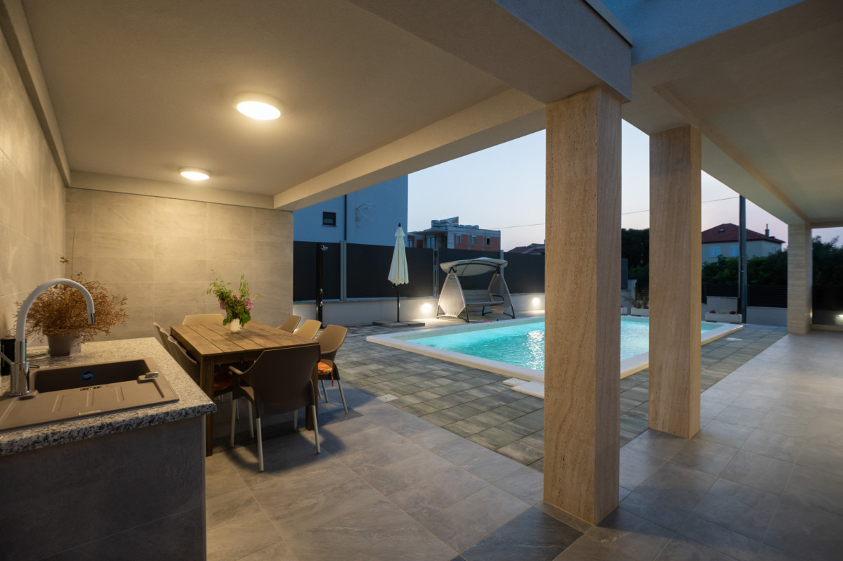 Villa Marta Sukošan