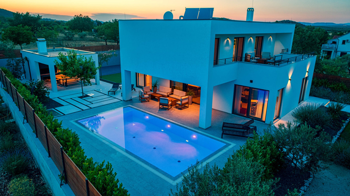 Villa O