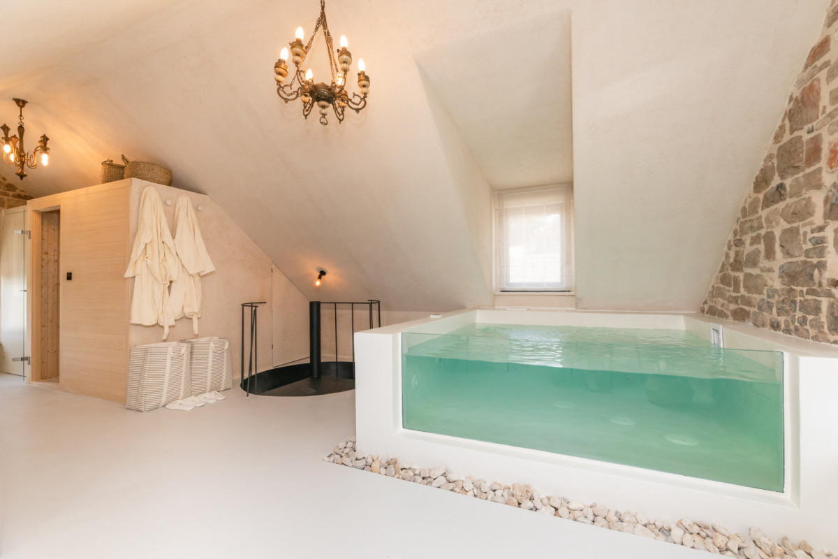 Villa She House