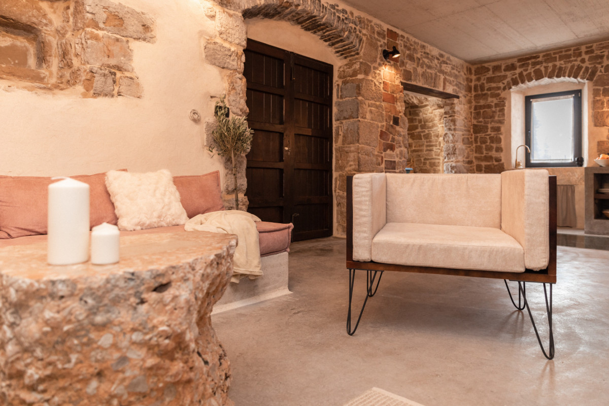 Villa She House