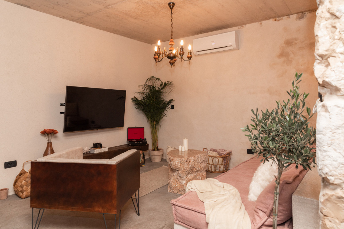Villa She House