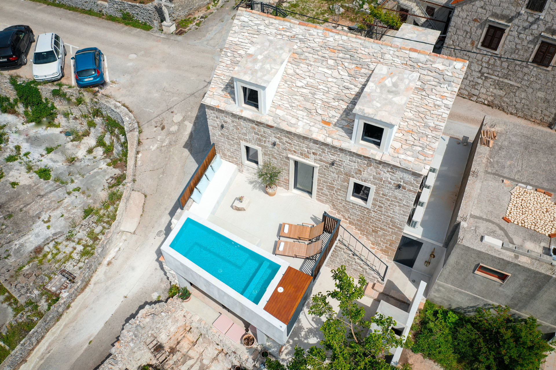 Villa She House
