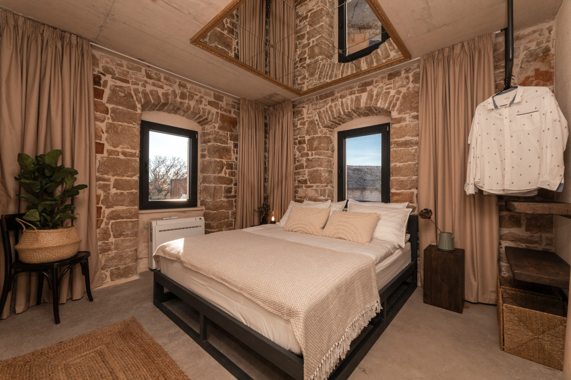 Villa She House