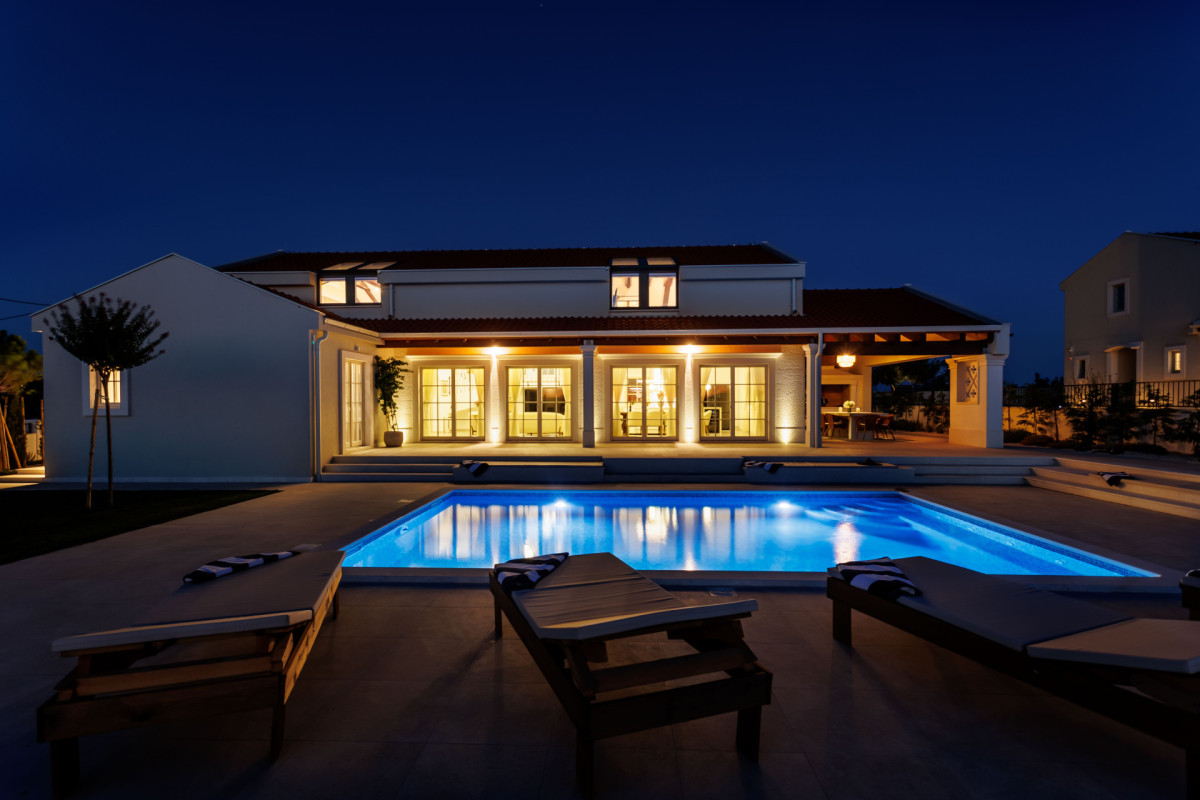 Villa Cypress Estate