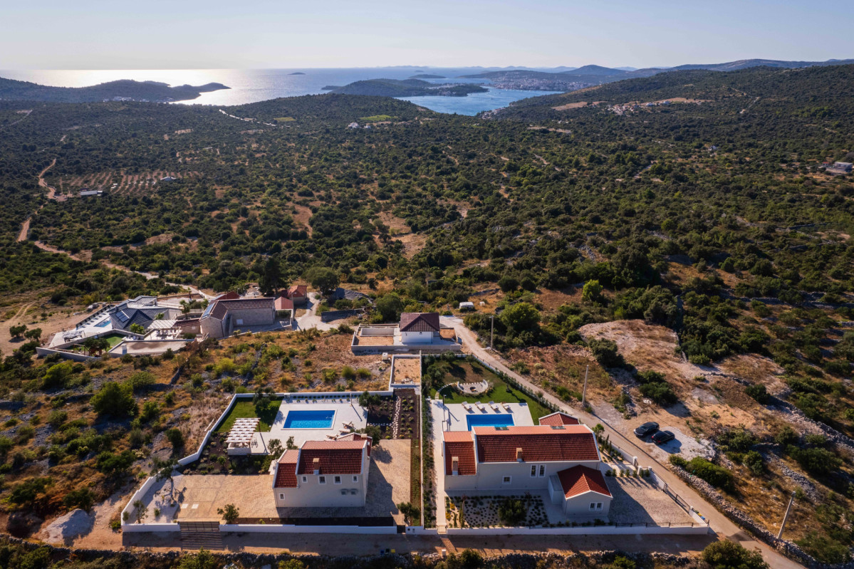 Villa Cypress Estate