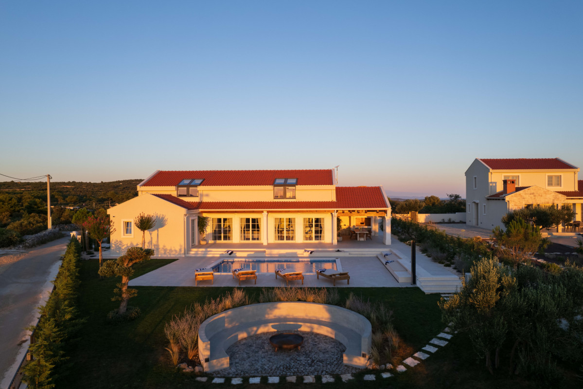 Villa Cypress Estate