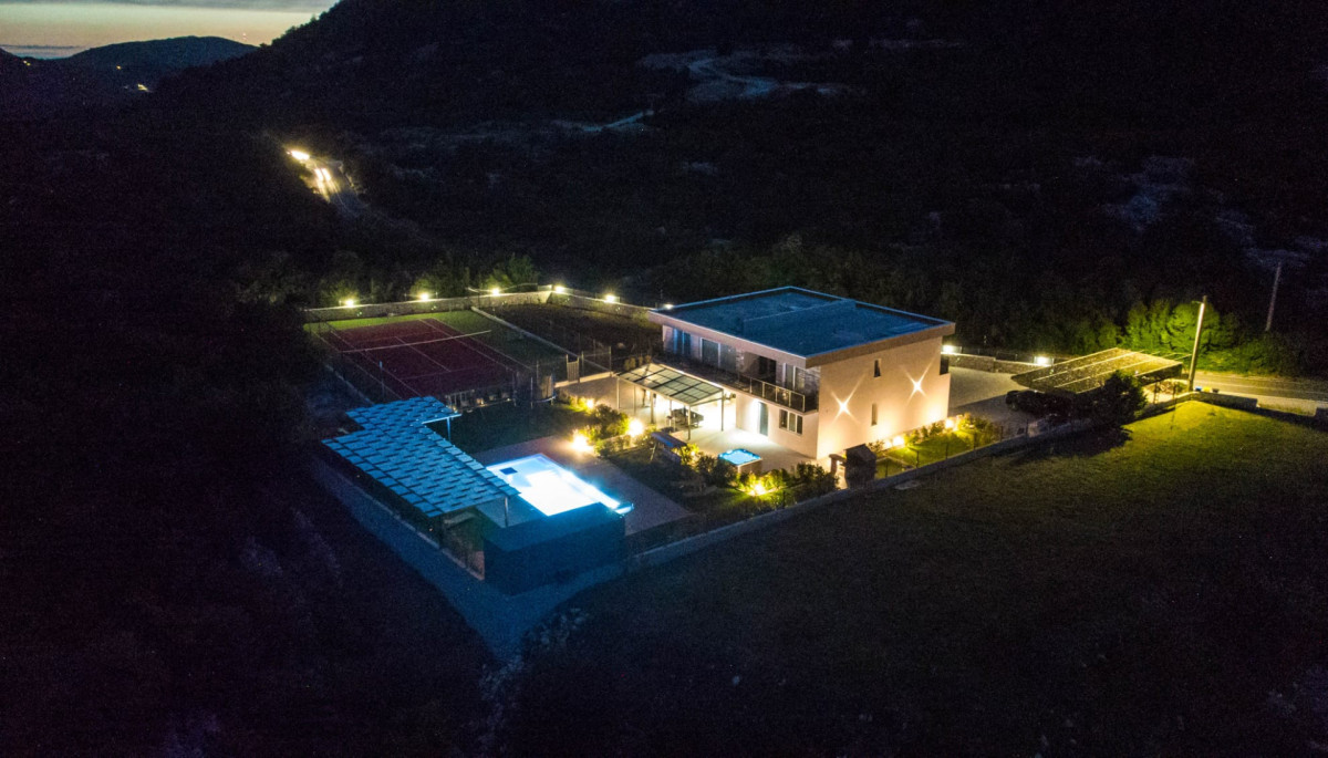 Villa Nebo