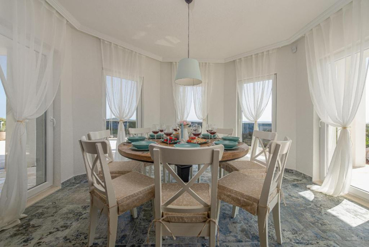 Villa Folie