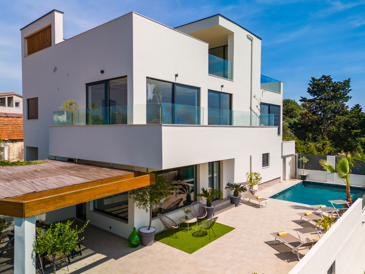 Villa Hill
