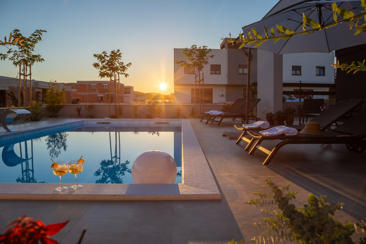 Villa M