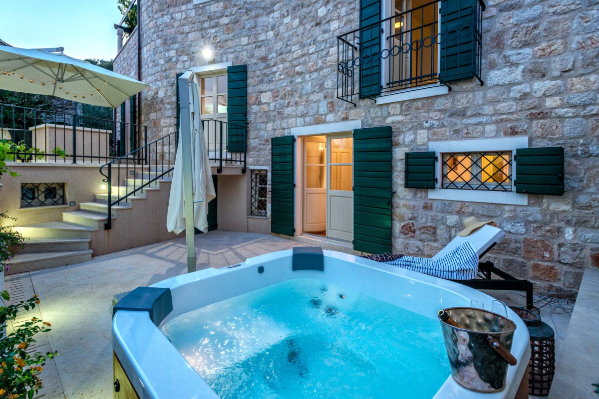 Villa Lola's Summer House