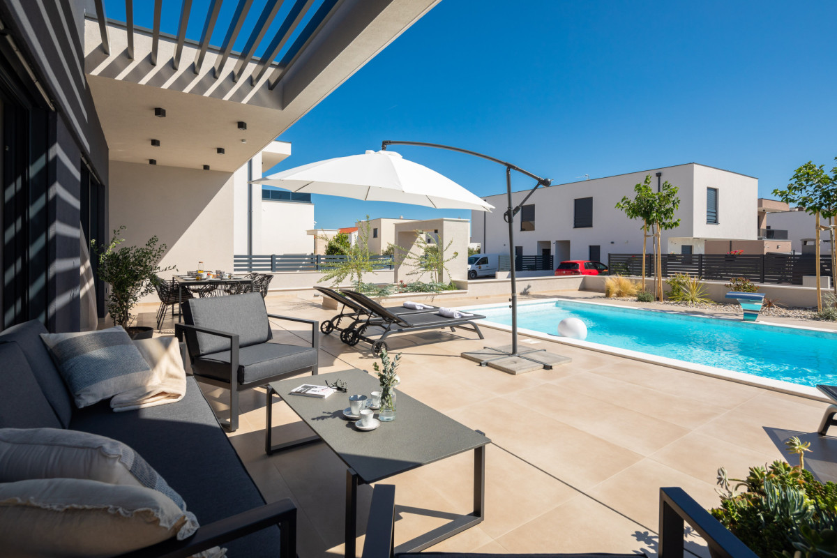 Villa M