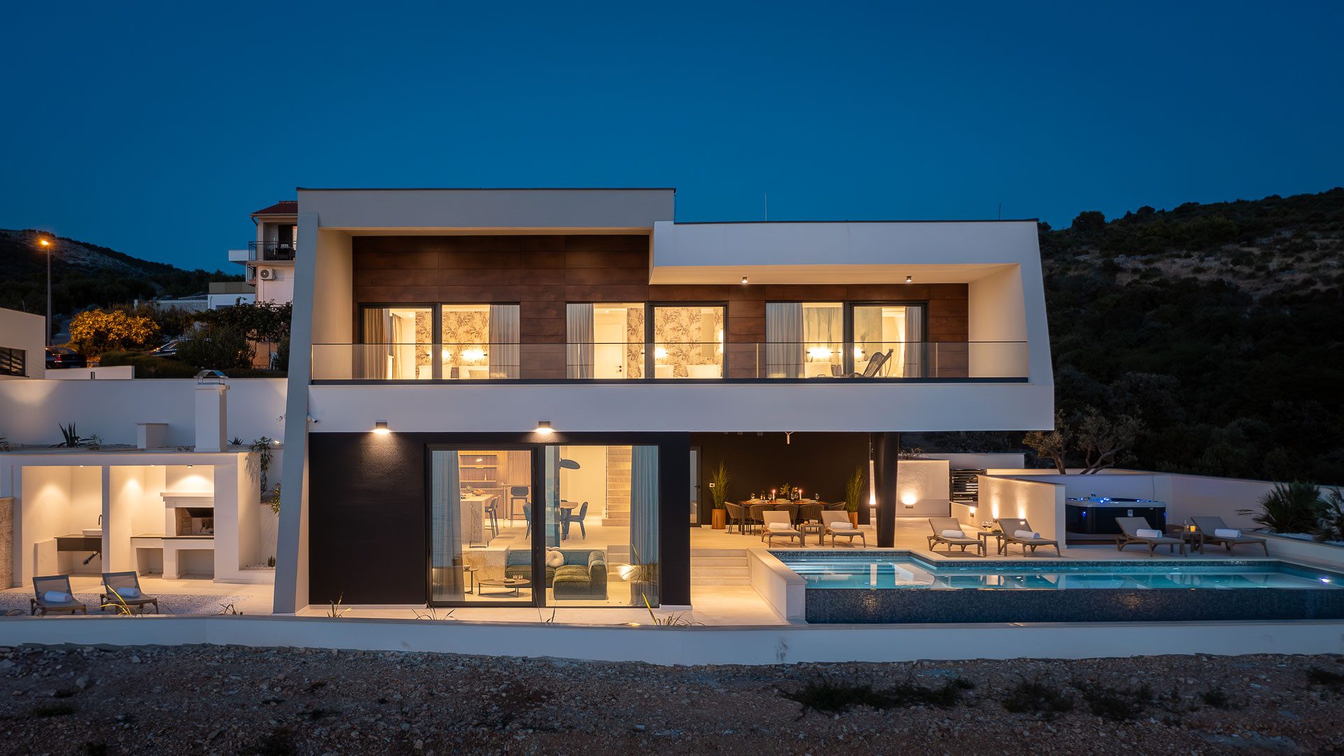 Villa B
