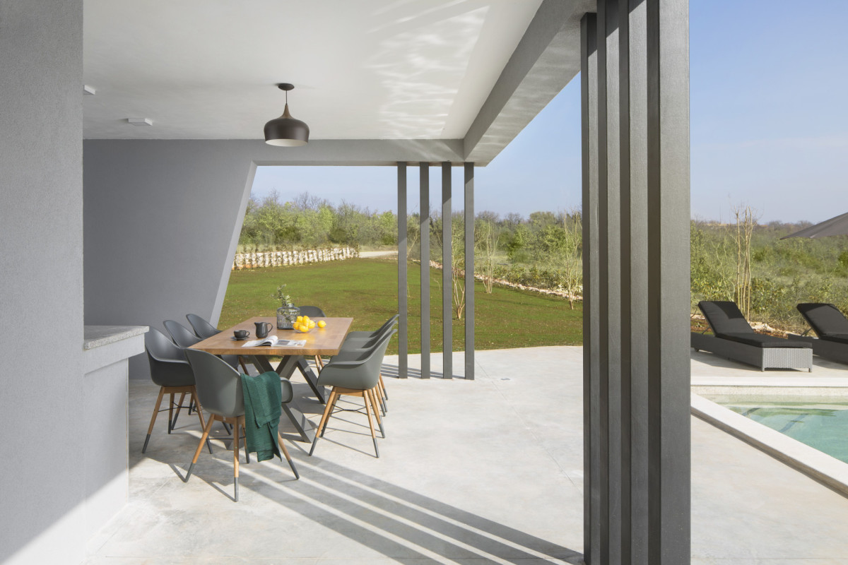 Villa Infinity
