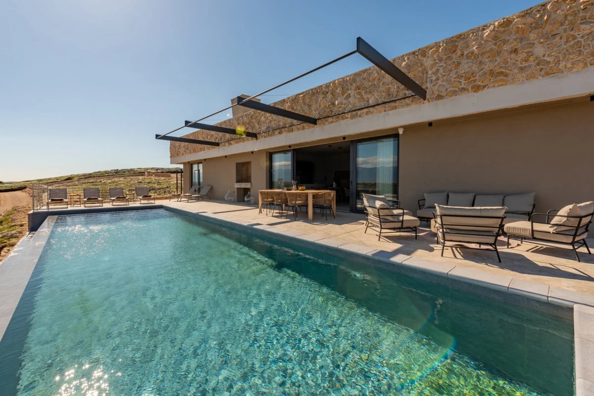 Villa Aura